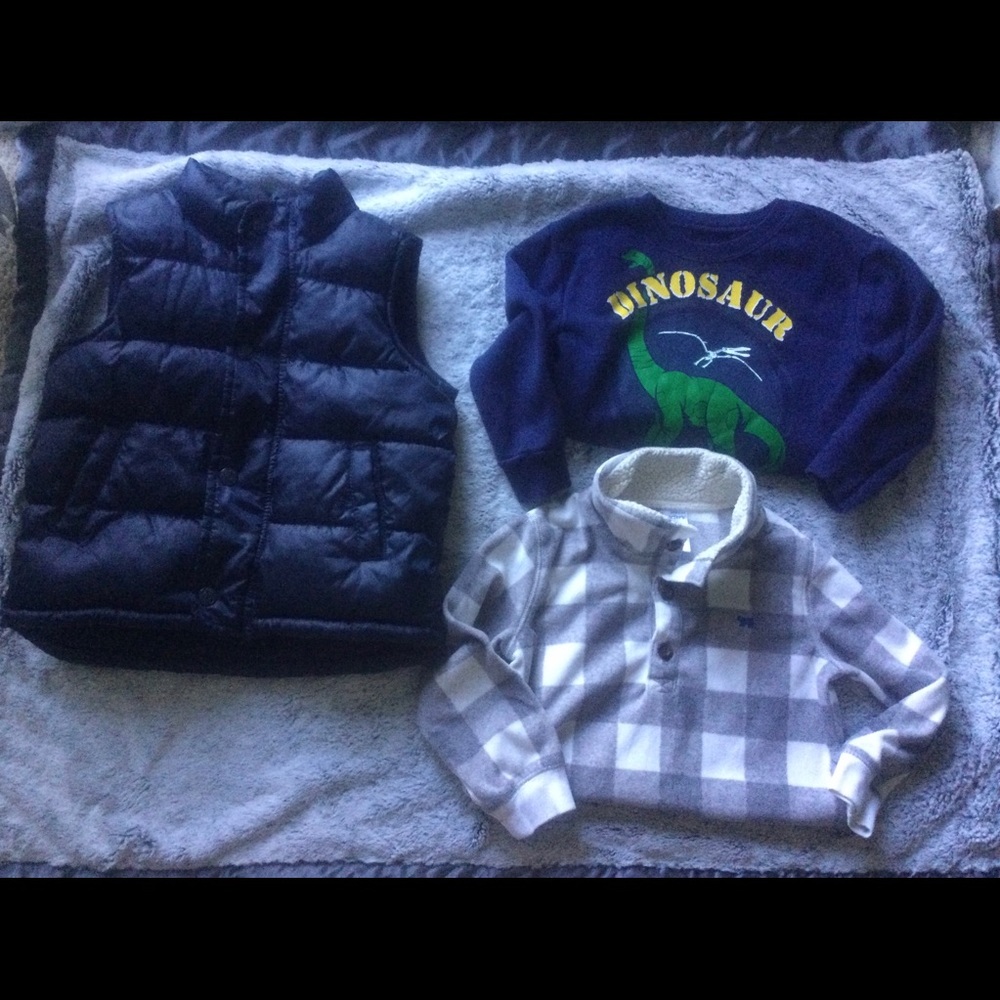 Boys Puffer Vest & Fleece Tops Lot/
